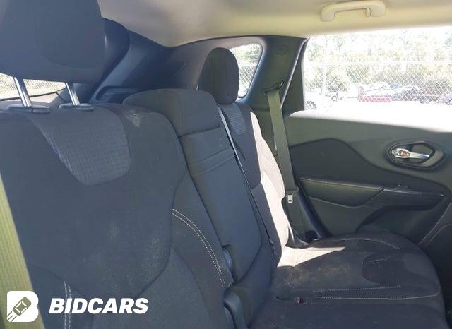 2017 Jeep Cherokee — VIN 1C4PJMCS2HW545657, şəkil 8