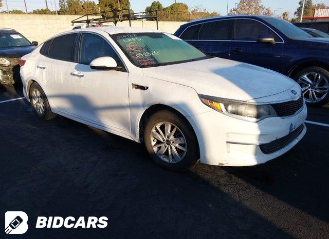 2016 KIA Optima — VIN 5XXGT4L39GG045756, şəkil 1