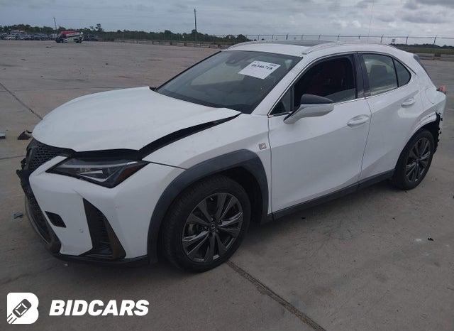 JTHY3JBH5K2000438 2019 Lexus UX 200 photo no. 2