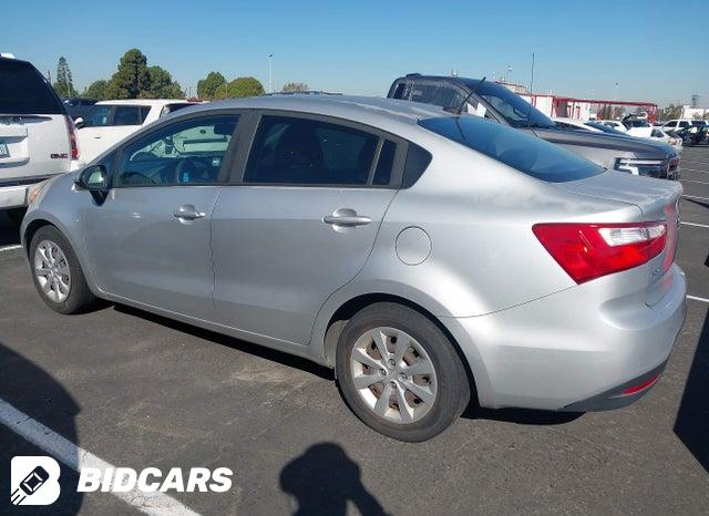 KNADM4A33F6506544 2015 KIA Rio photo no. 3