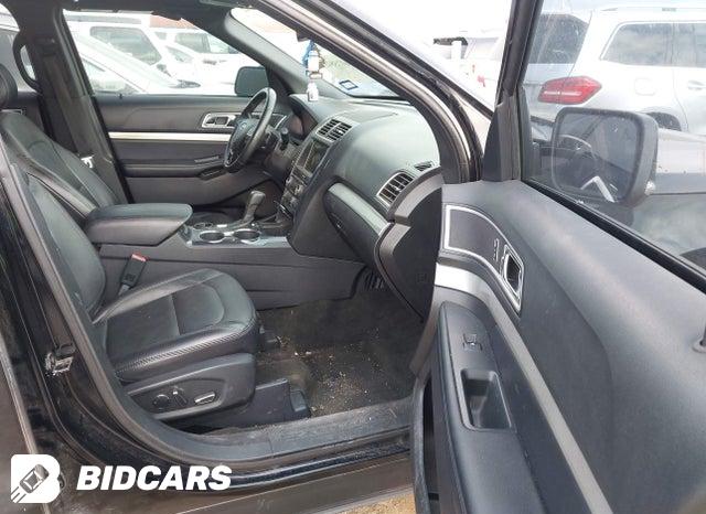 2017 Ford Explorer — VIN 1FM5K7D82HGD63682, şəkil 5