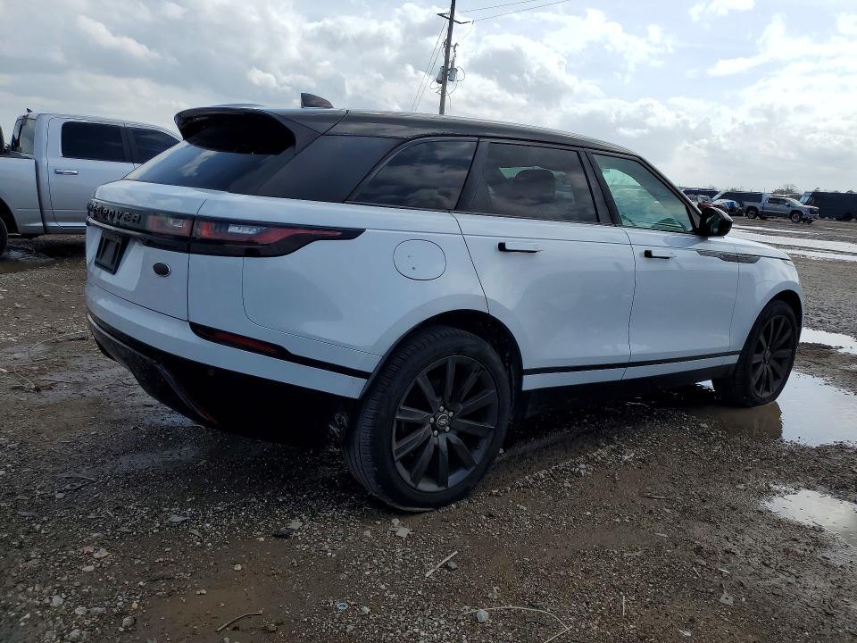 SALYB2RN1JA724534 2018 Land Rover Range Rover photo no. 3