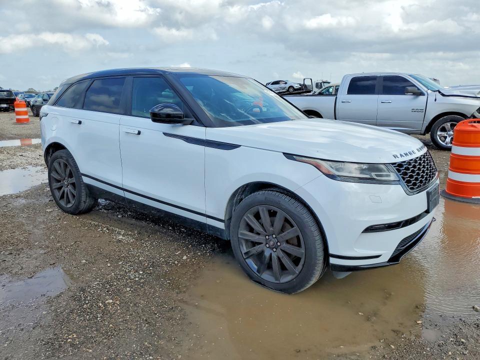 SALYB2RN1JA724534 2018 Land Rover Range Rover photo no. 4