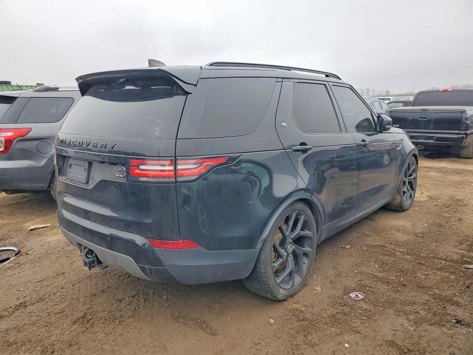 SALRHBBV3HA042147 2017 Land Rover Discovery photo no. 3