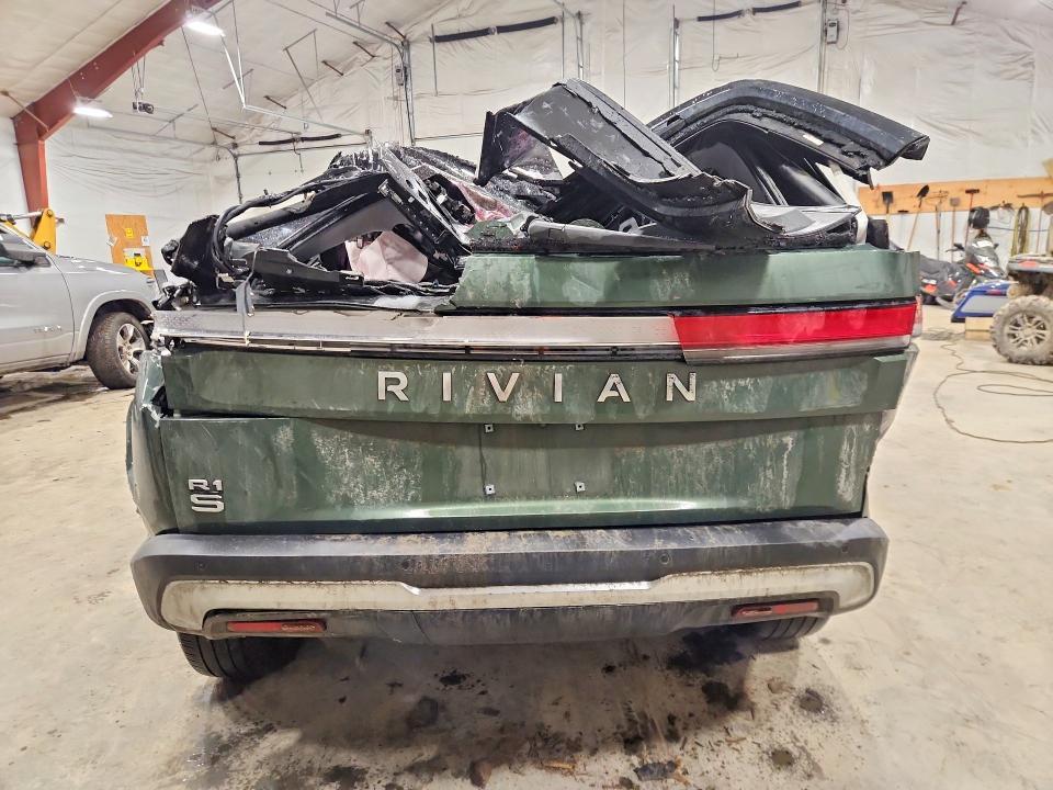 7PDSGBBA3SN068474 2025 Rivian R1S photo no. 6