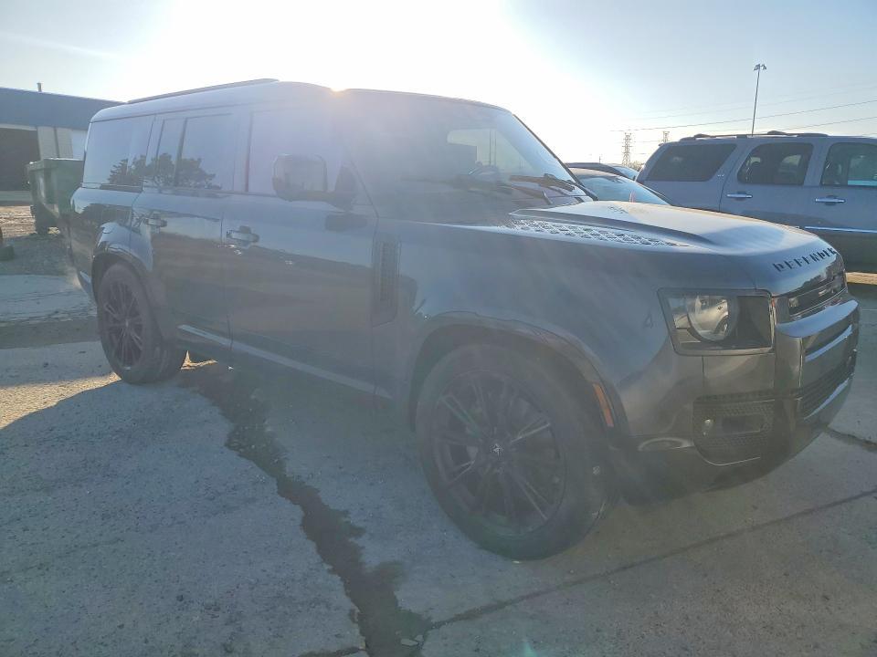 SALE2FEUXP2164183 2023 Land Rover Defender photo no. 4