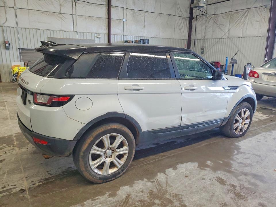 SALVP2BG8HH223366 2017 Land Rover Range Rover photo no. 3