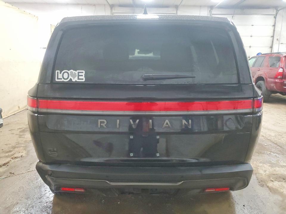 7PDSGBBA0SN058968 2025 Rivian R1S photo no. 6