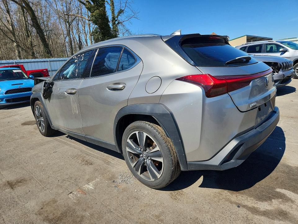 2020 Lexus UX — VIN JTHX3JBH1L2029609, şəkil 2