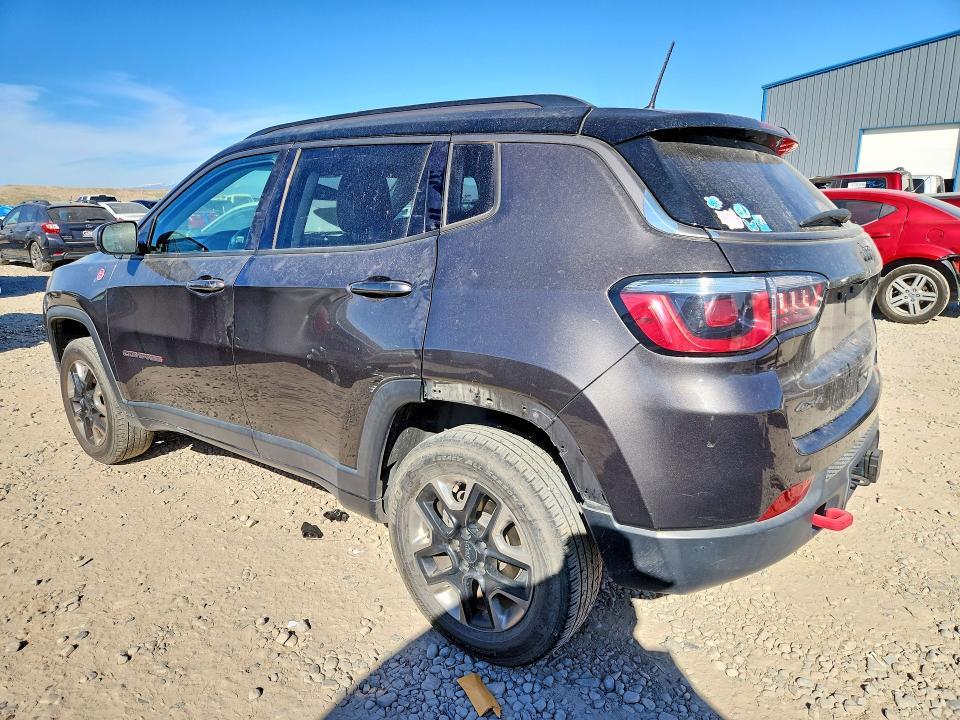 3C4NJDDB1HT659029 2017 Jeep Compass photo no. 2