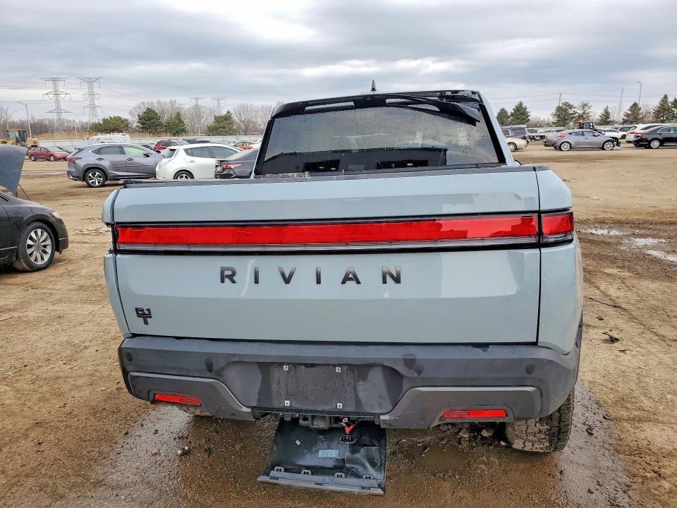 7FCTGBAA0SN040168 2025 Rivian R1T photo no. 6