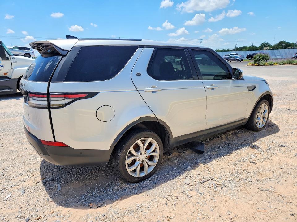 SALRG2RV8L2428056 2020 Land Rover Discovery photo no. 3