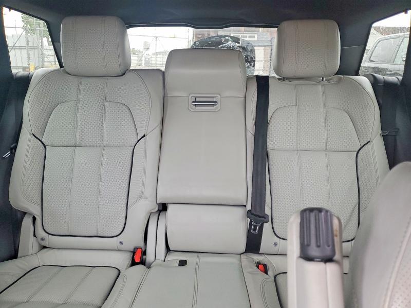 SALWR2EF8GA570642 2016 Land Rover Range Rover photo no. 10