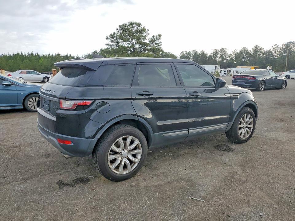 SALVP2RXXJH321097 2018 Land Rover Range Rover photo no. 3
