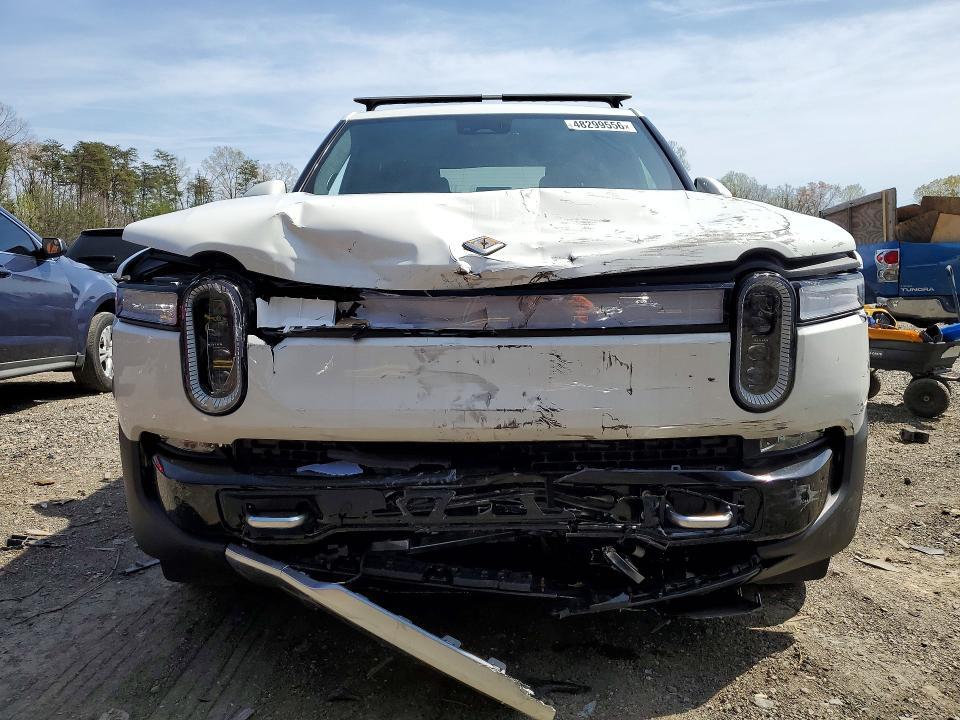 7FCTGAAA8PN022745 2023 Rivian R1T photo no. 5