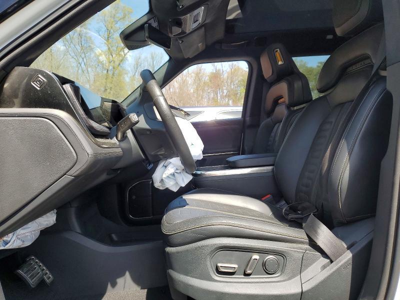 7FCTGAAA8PN022745 2023 Rivian R1T photo no. 7