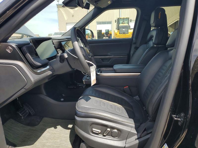 7PDSGBBA2SN068594 2025 Rivian R1S photo no. 7