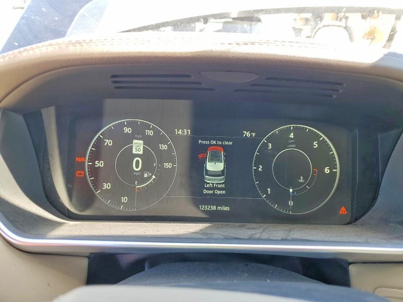 SALGS2FK6HA361194 2017 Land Rover Range Rover photo no. 9