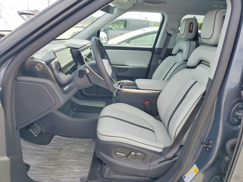 7PDSGGBA7TN079623 2026 Rivian R1S photo no. 7