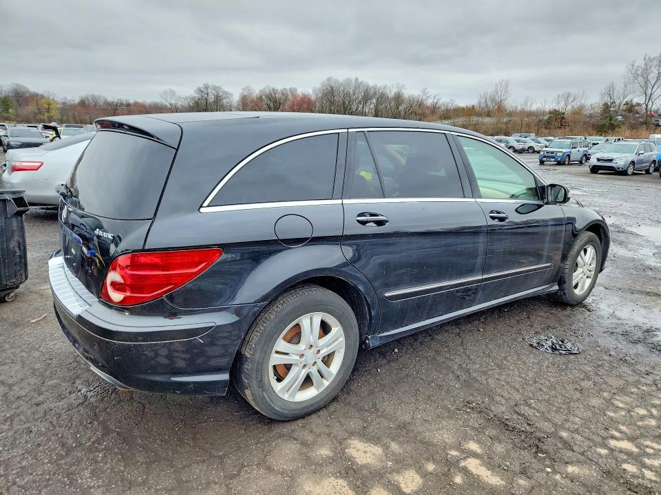 4JGCB65E49A095020 2009 Mercedes-Benz R-Class photo no. 3