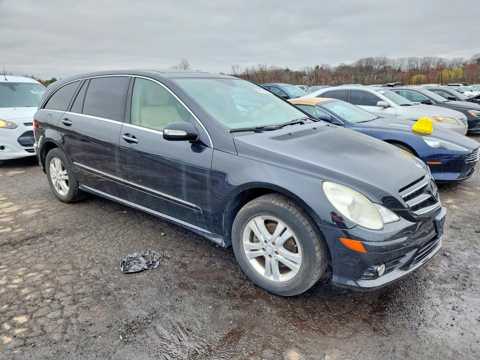 4JGCB65E49A095020 2009 Mercedes-Benz R-Class photo no. 4