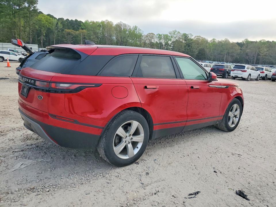 SALYB2RV6JA769923 2018 Land Rover Range Rover photo no. 3
