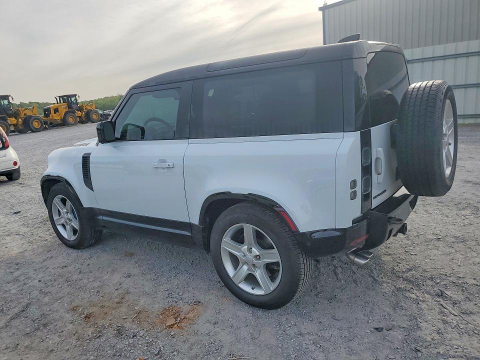 SALEW6RE6N2071908 2022 Land Rover Defender photo no. 2
