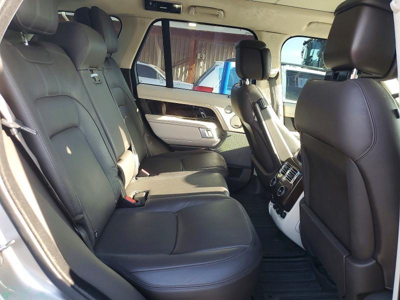 SALGS2SV1JA384808 2018 Land Rover Range Rover photo no. 11