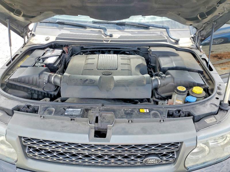 SALSF2D41BA705069 2011 Land Rover Range Rover photo no. 12