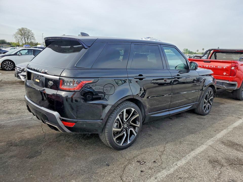 SALWR2SU0LA884010 2020 Land Rover Range Rover photo no. 3