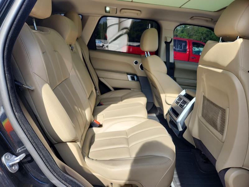 SALWG2FV6HA125572 2017 Land Rover Range Rover photo no. 10