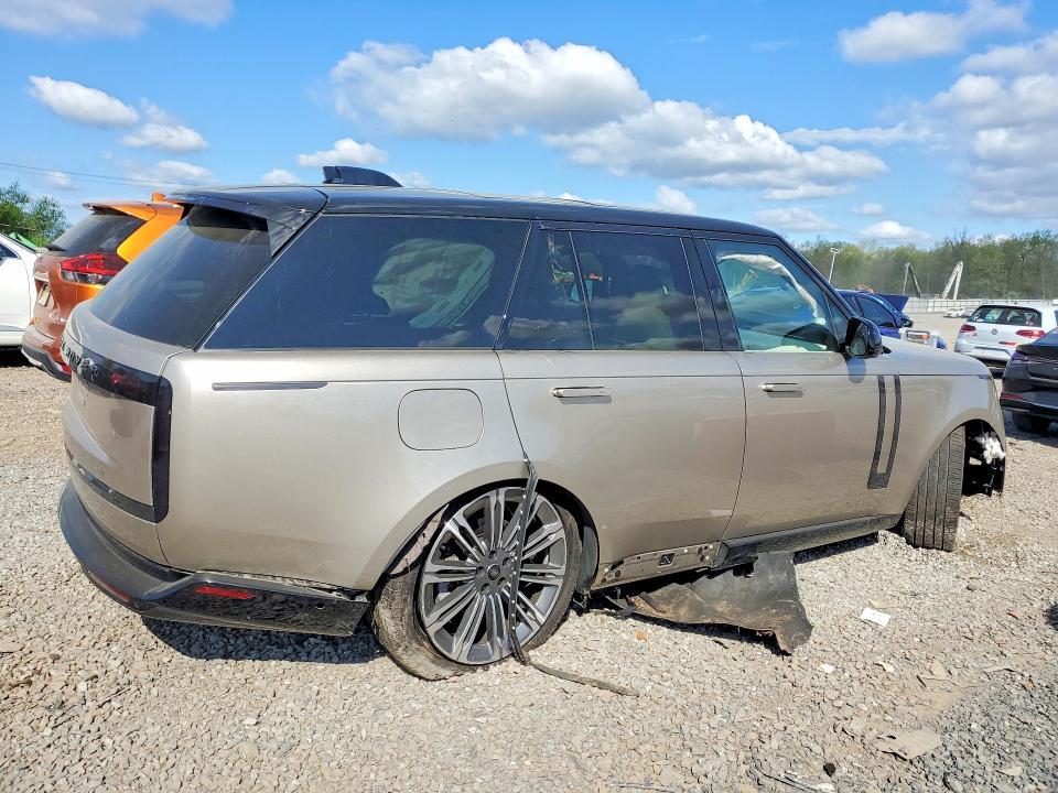 SALKP9FU9SA281885 2025 Land Rover Range Rover photo no. 3
