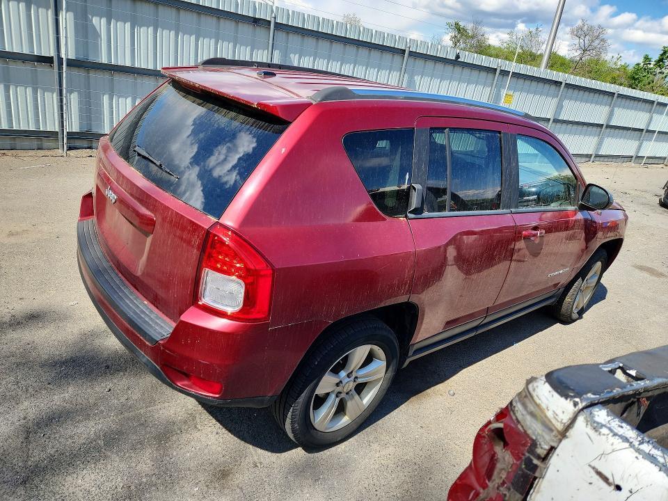1C4NJDBB0CD537960 2012 Jeep Compass photo no. 3