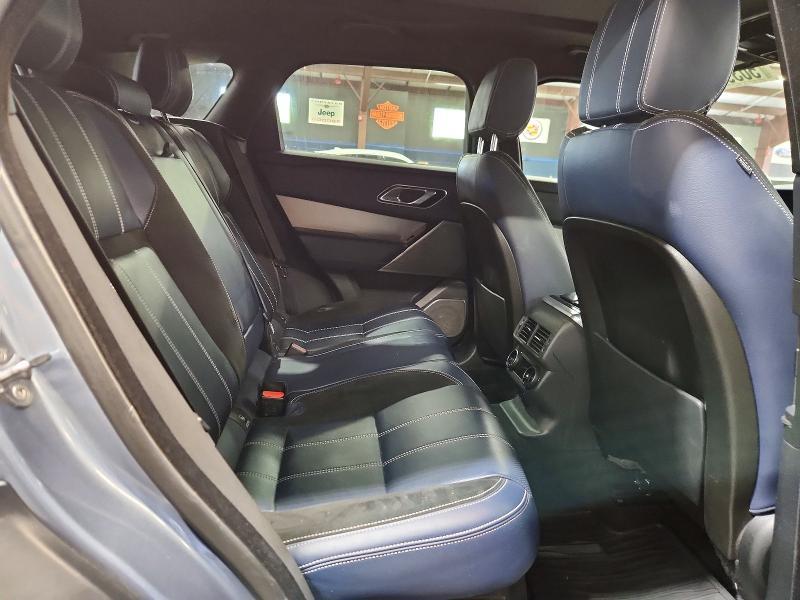 SALYL2RV7JA758877 2018 Land Rover Range Rover photo no. 11