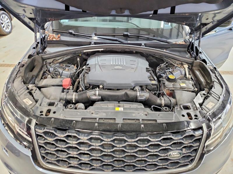 SALYL2RV7JA758877 2018 Land Rover Range Rover photo no. 12