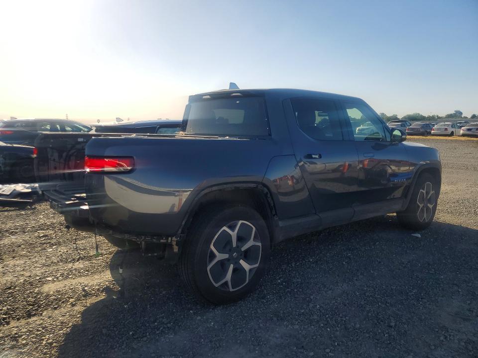 7FCTGBAAXRN031679 2024 Rivian R1T photo no. 3