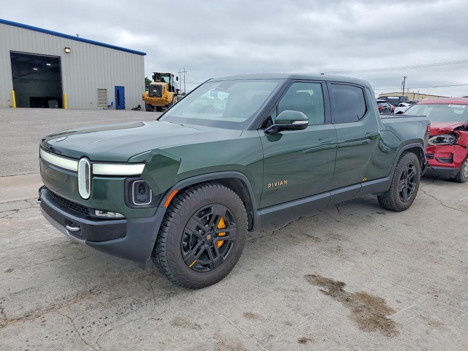 7FCTGAAA9PN017439 2023 Rivian R1T photo no. 1
