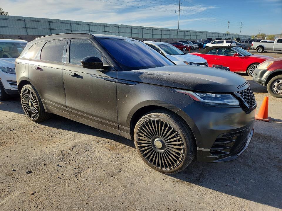 SALYL2RX9JA737594 2018 Land Rover Range Rover photo no. 4