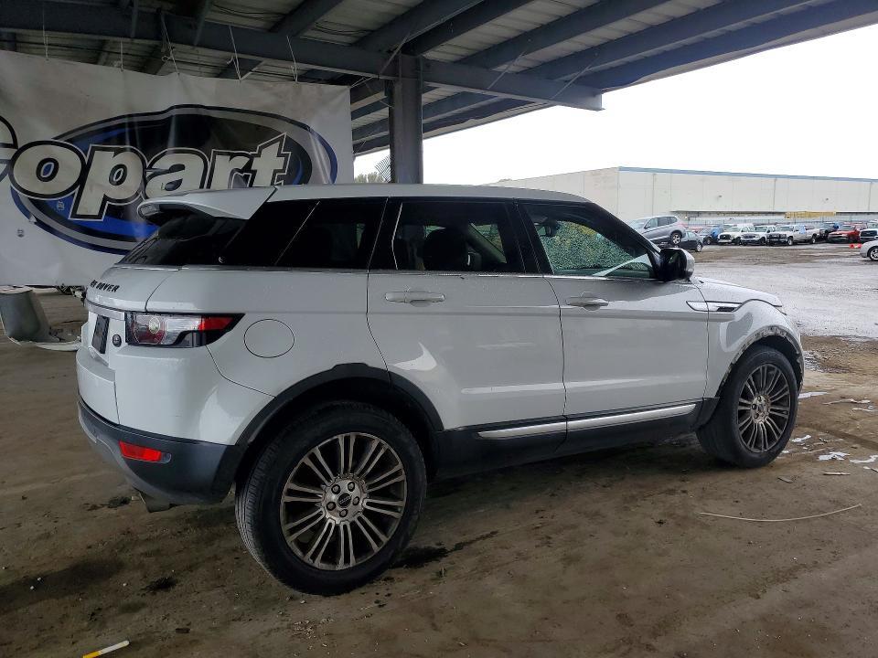 SALVV2BG0CH646389 2012 Land Rover Range Rover photo no. 3