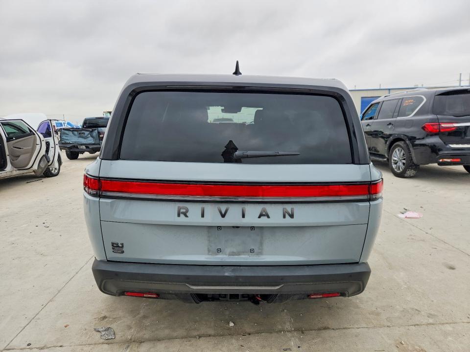 7PDSGFBA6TN082331 2026 Rivian R1S photo no. 6