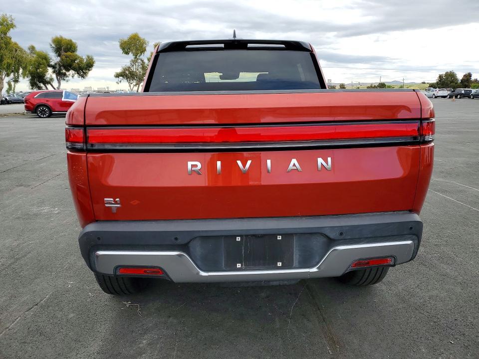 7FCTGBAA6PN025522 2023 Rivian R1T photo no. 6
