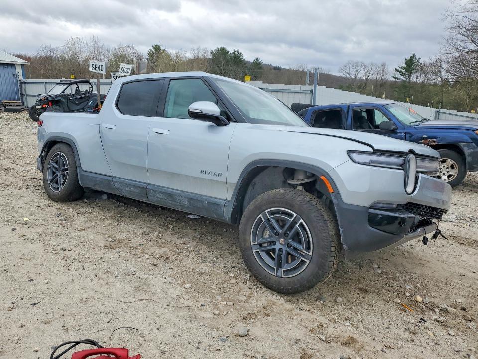 7FCTGBAA7SN036117 2025 Rivian R1T photo no. 4