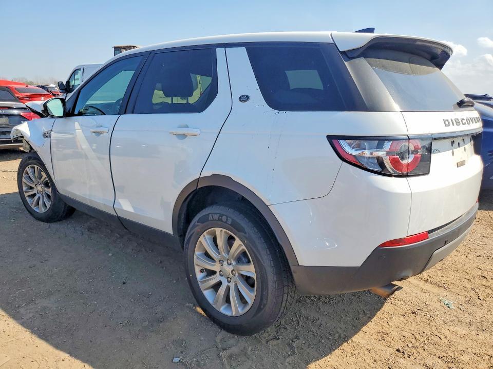 SALCP2BG4HH641950 2017 Land Rover Discovery photo no. 2