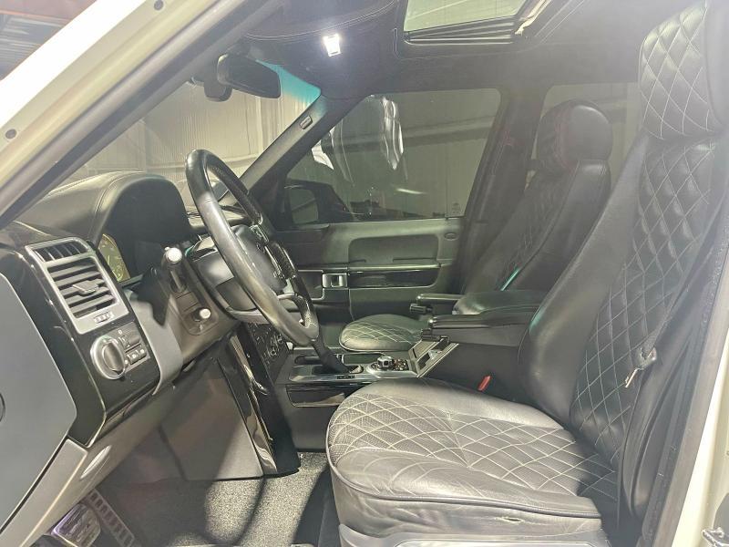 SALMF1E46BA357805 2011 Land Rover Range Rover photo no. 14