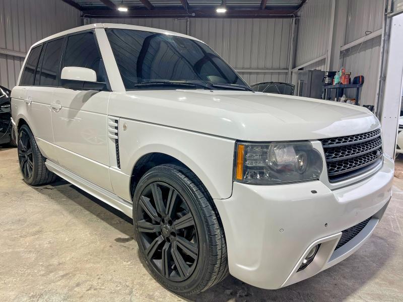 SALMF1E46BA357805 2011 Land Rover Range Rover photo no. 2
