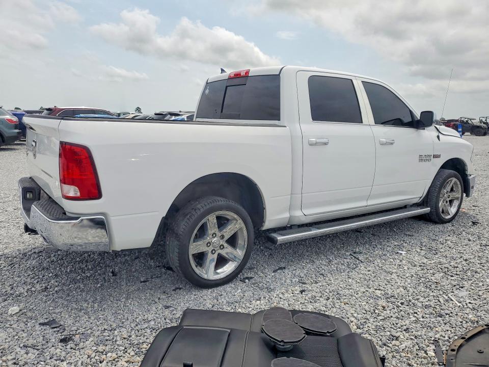 1C6RR6LT4JS188301 2018 RAM 1500 photo no. 3