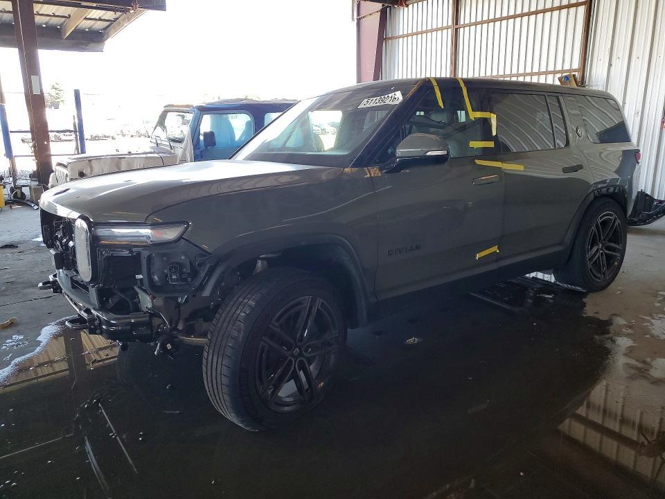 7PDSGABP1TN076265 2026 Rivian R1S photo no. 1