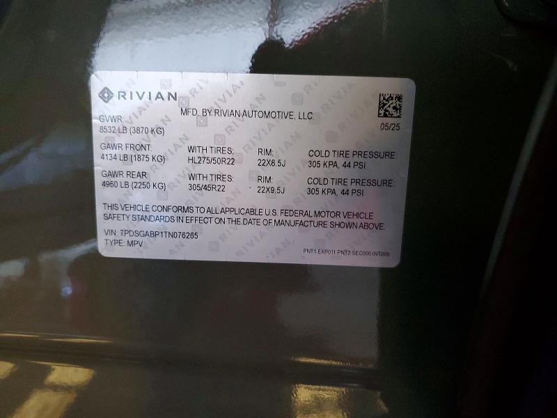 7PDSGABP1TN076265 2026 Rivian R1S photo no. 14