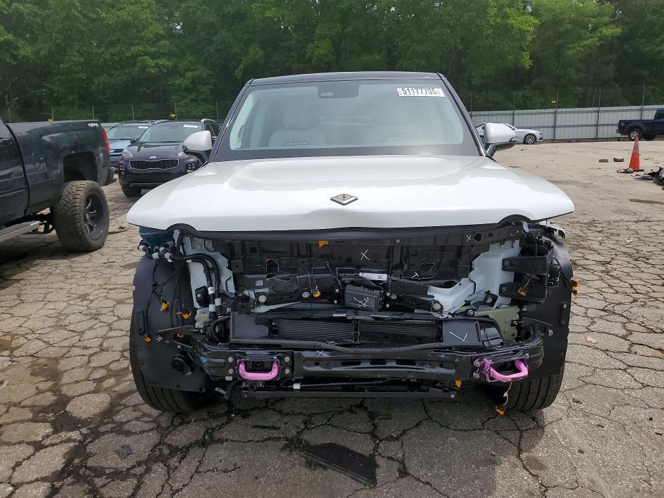 7PDSGABP9TN085909 2026 Rivian R1S photo no. 5