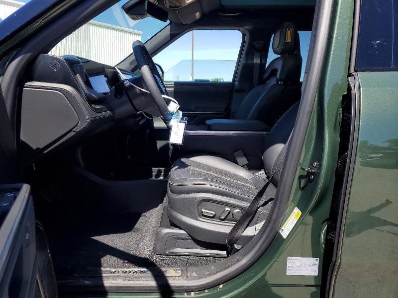 7PDSGCBA0TN080413 2026 Rivian R1S photo no. 7